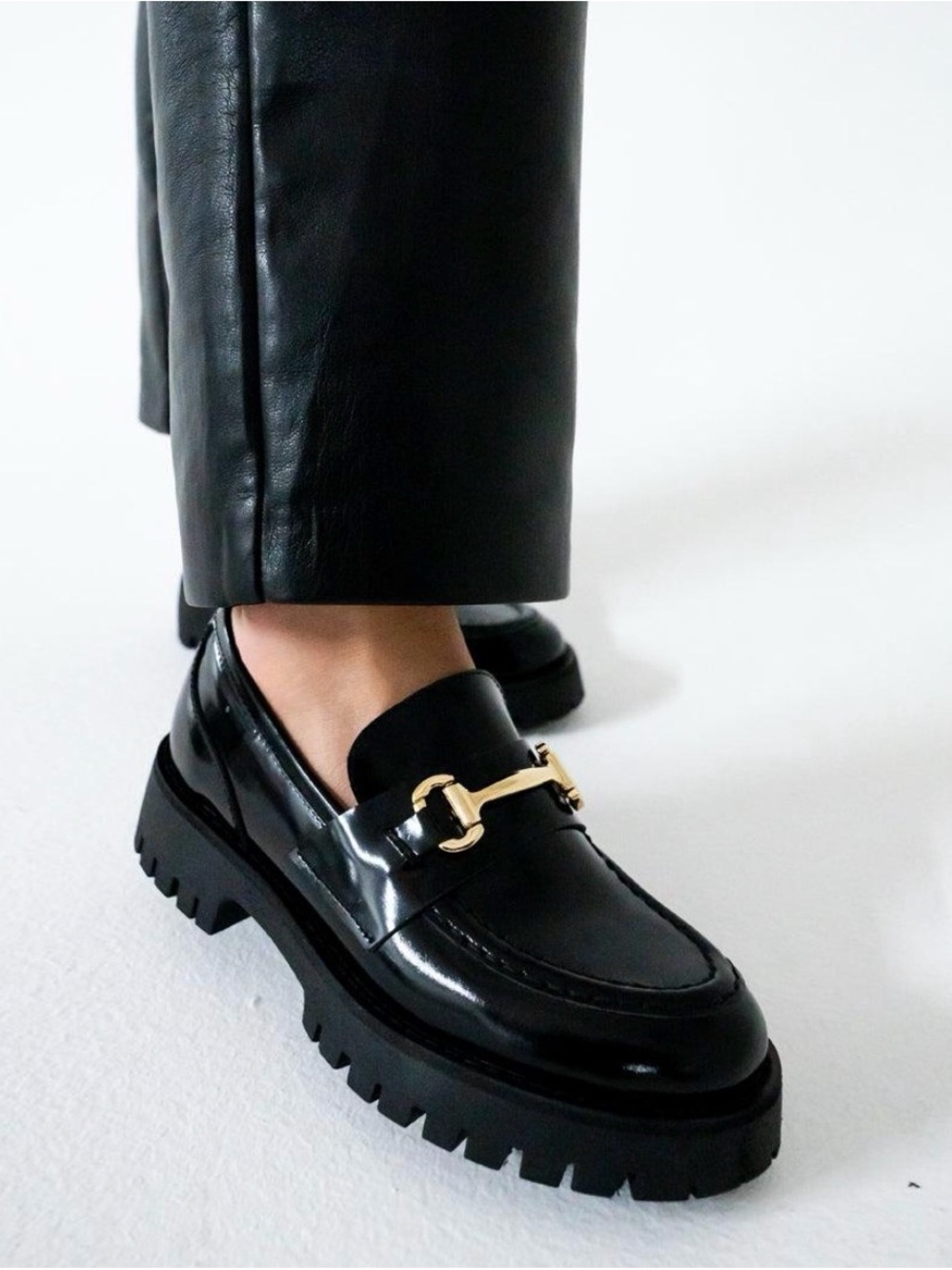 Steve Madden Lando Black Leather Chunky Platform Lug Sole Horsebit Loafers 8.5